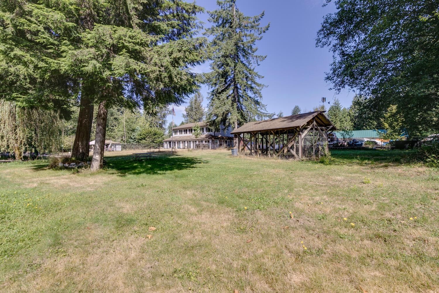 Listing Image 16