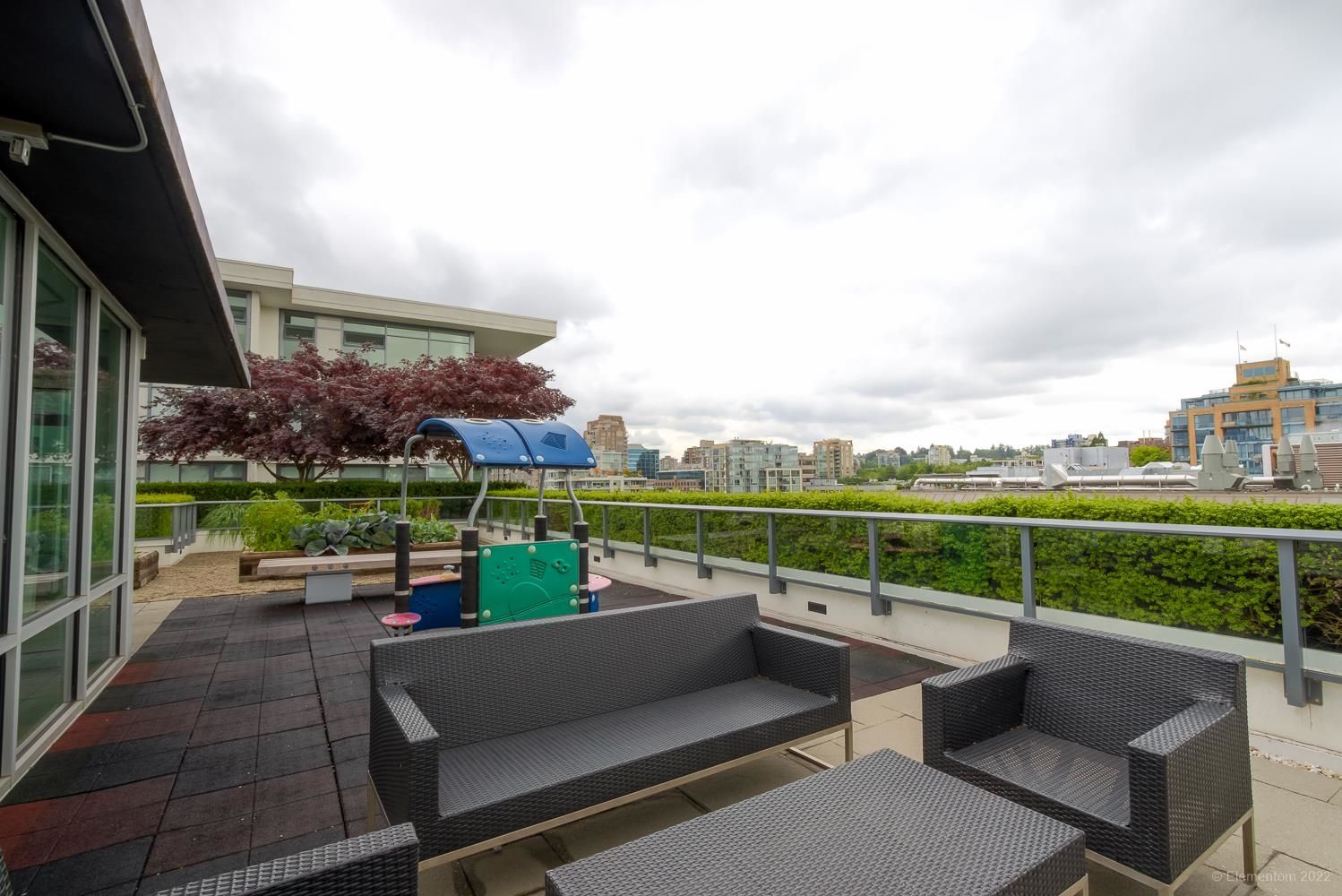Listing Image 14