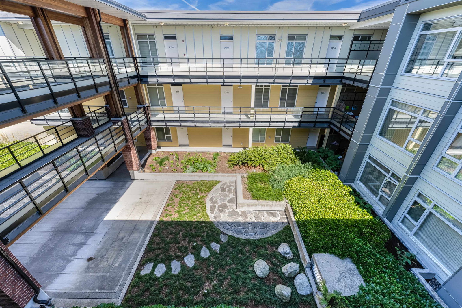 Listing Image 13