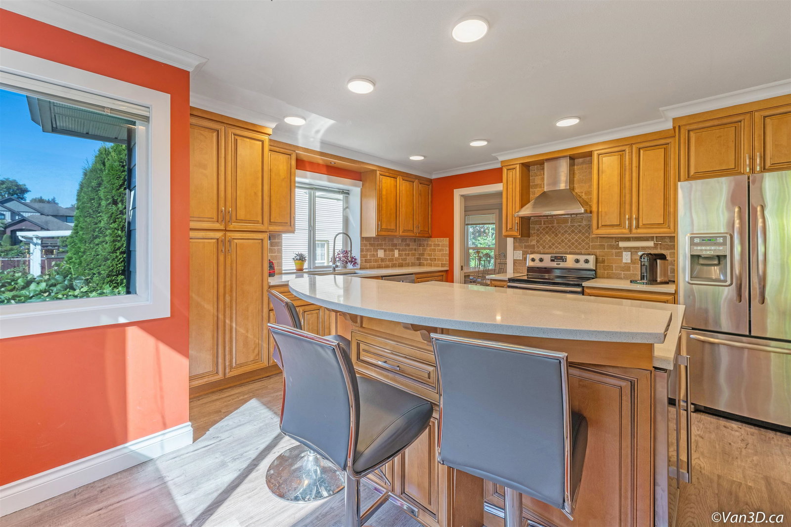Listing Image 9