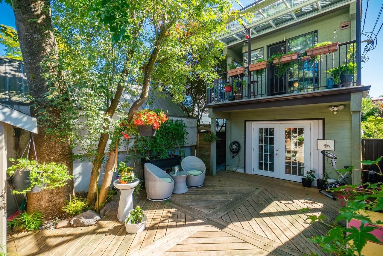 Listing Image 19