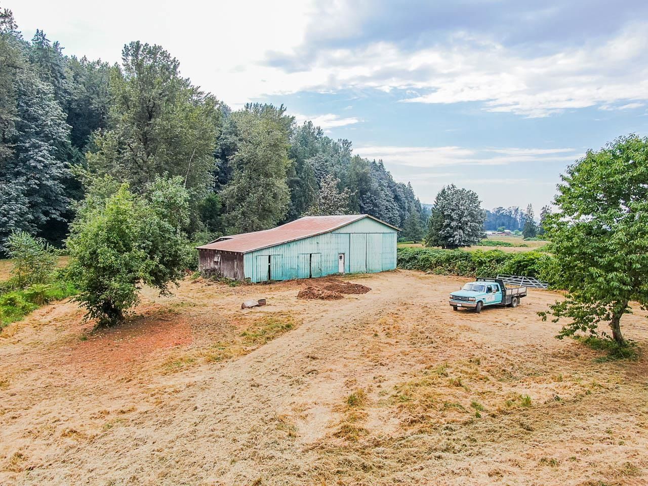 Listing Image 16