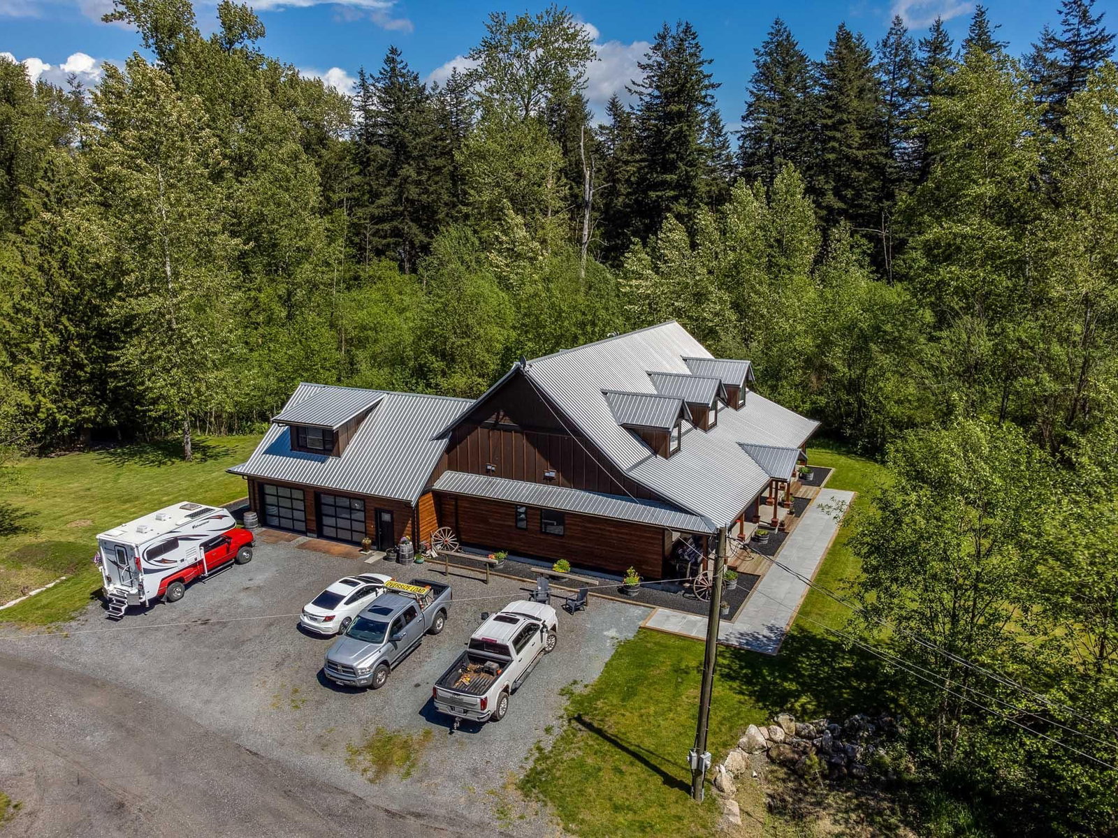Listing Image 6