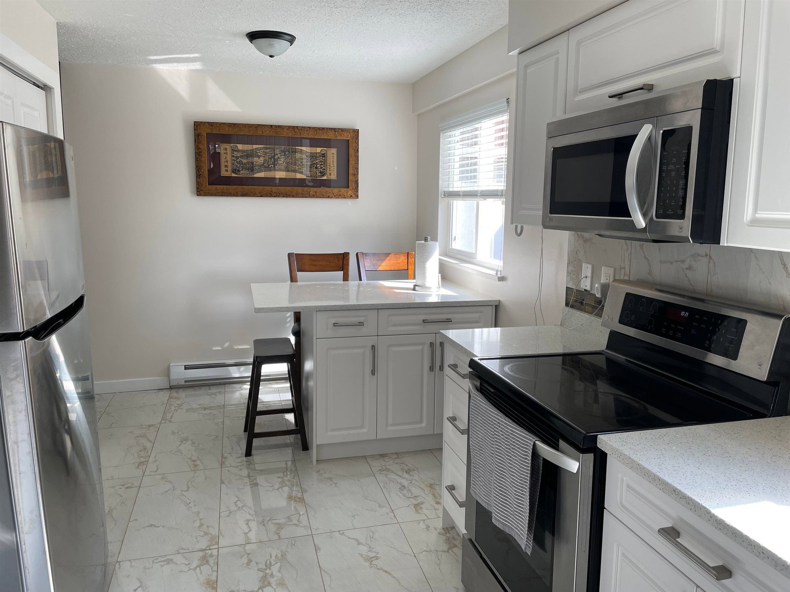 Listing Image 23
