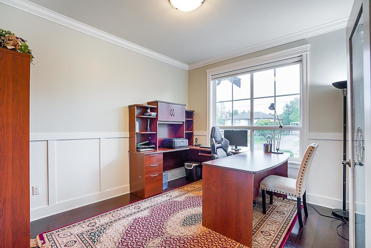 Listing Image 12