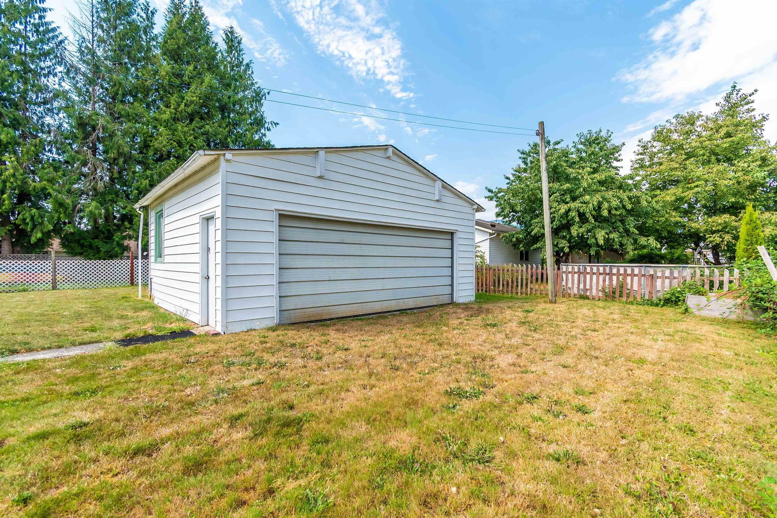 Listing Image 8