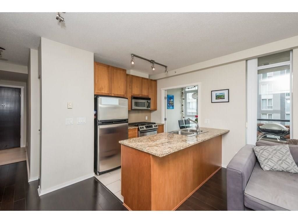 Listing Image 5