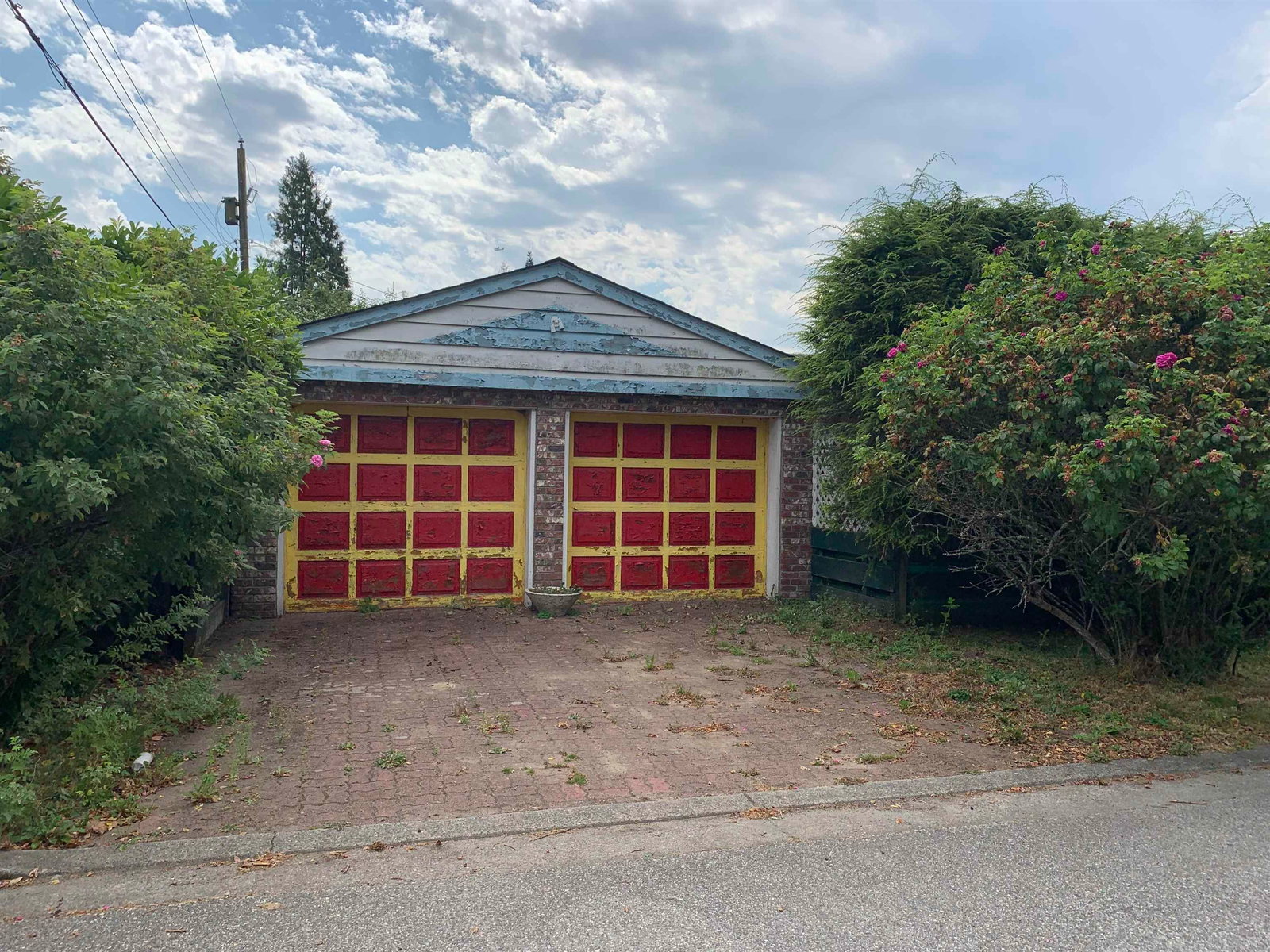 Listing Image 3