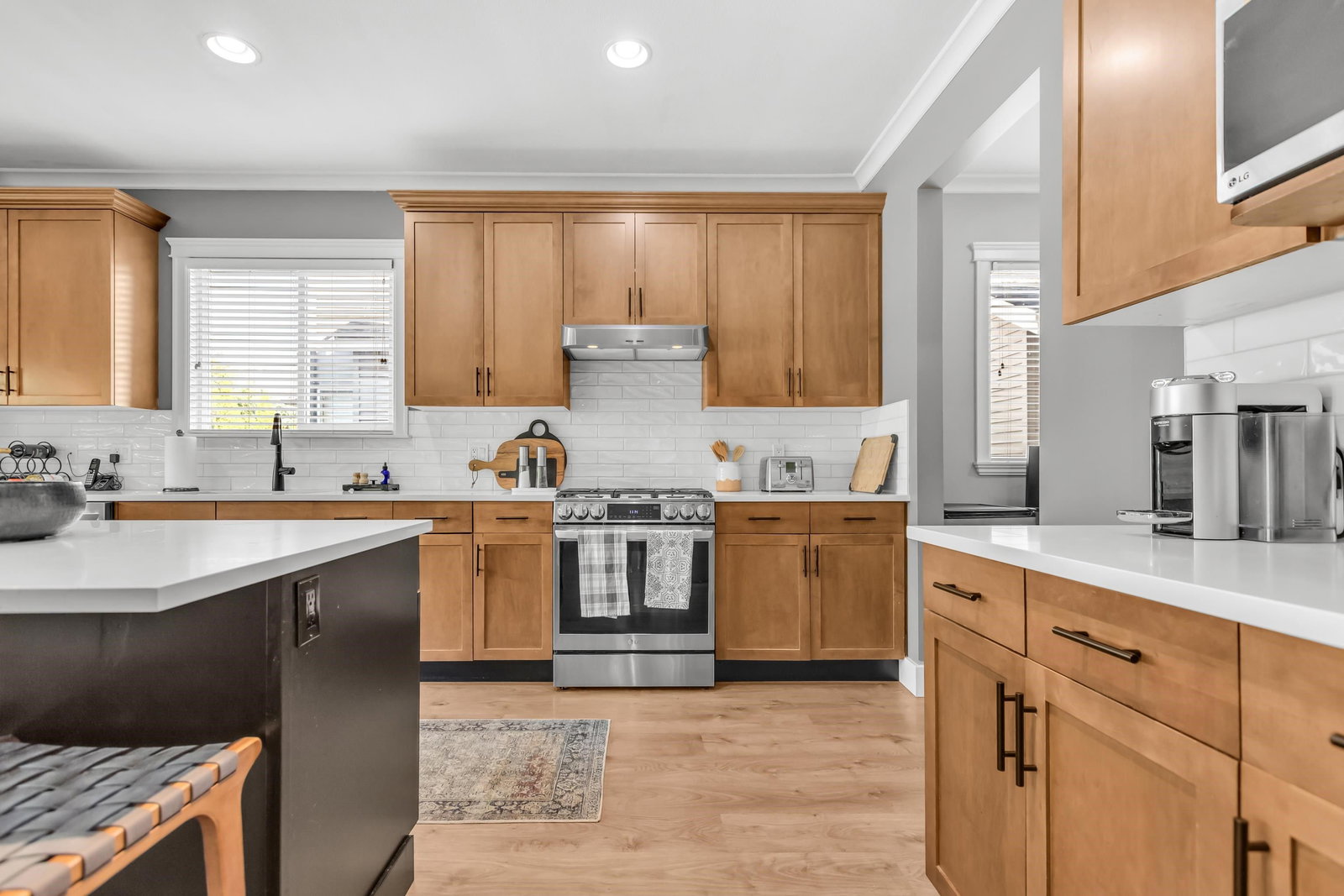 Listing Image 14