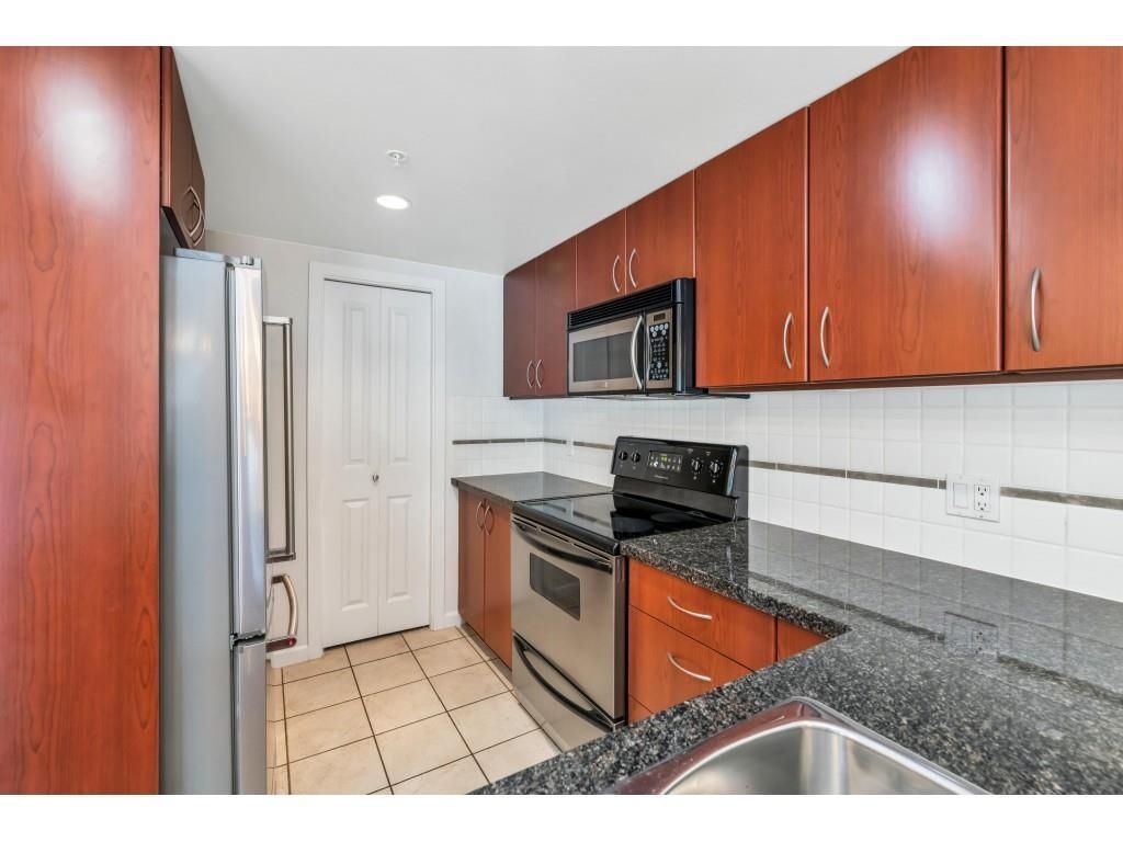 Listing Image 17