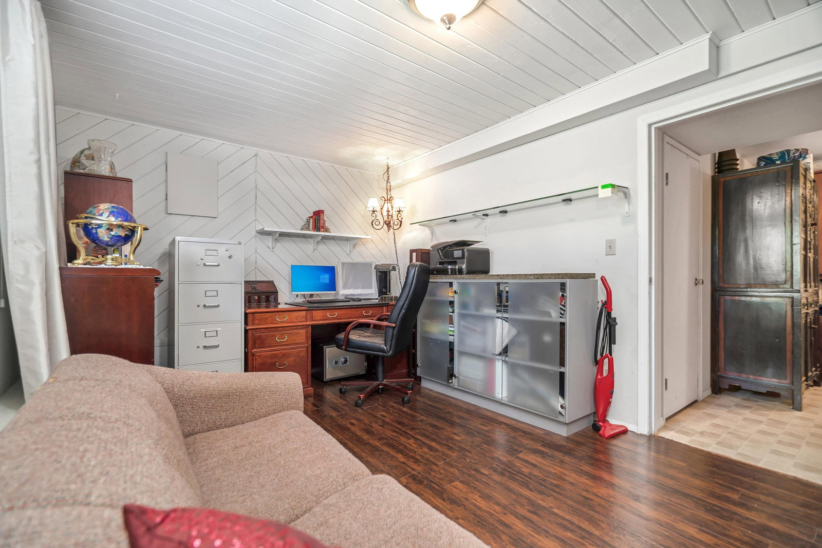 Listing Image 18