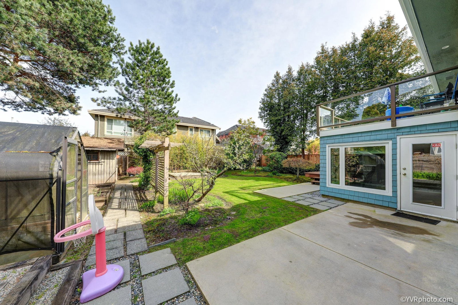 Listing Image 19