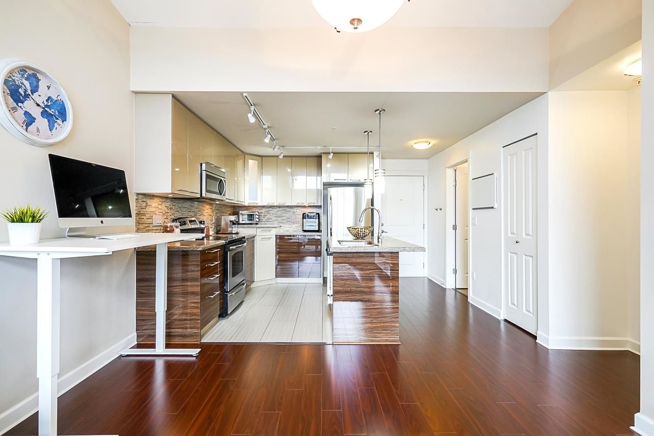 Listing Image 10