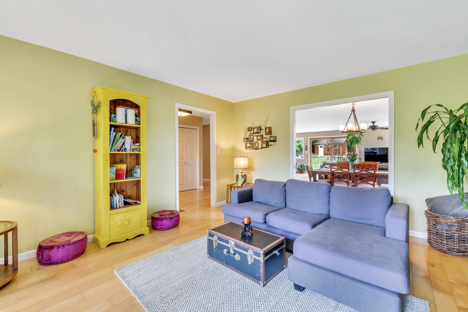 Listing Image 15