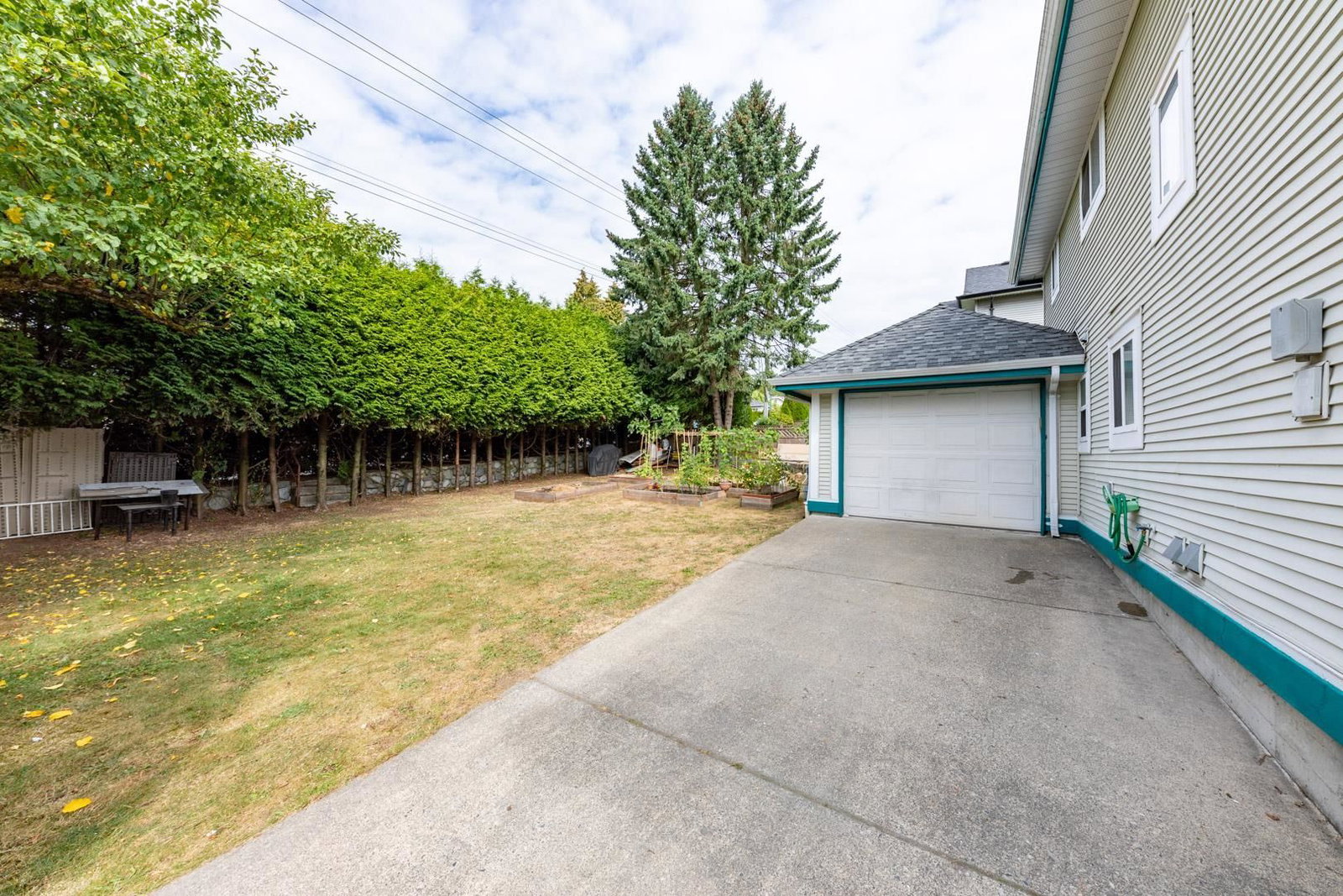 Listing Image 23