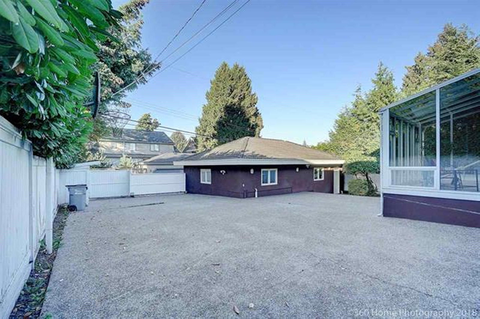 Listing Image 18