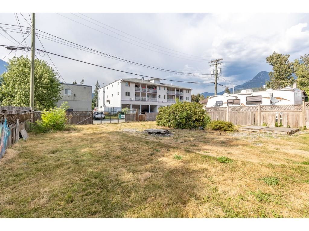 Listing Image 32