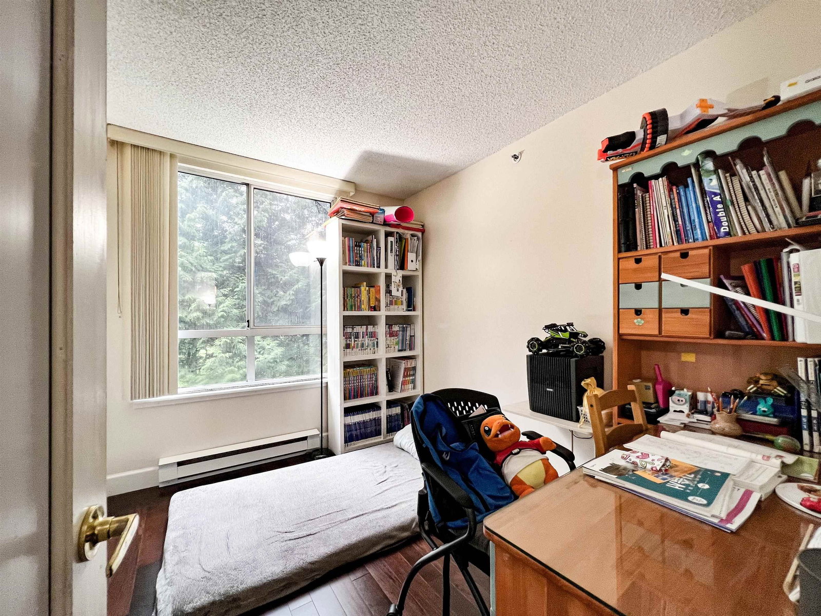 Listing Image 14