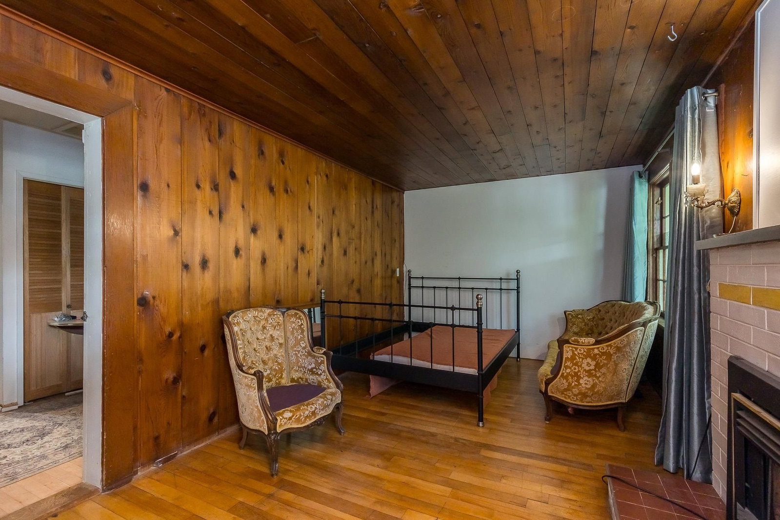 Listing Image 17