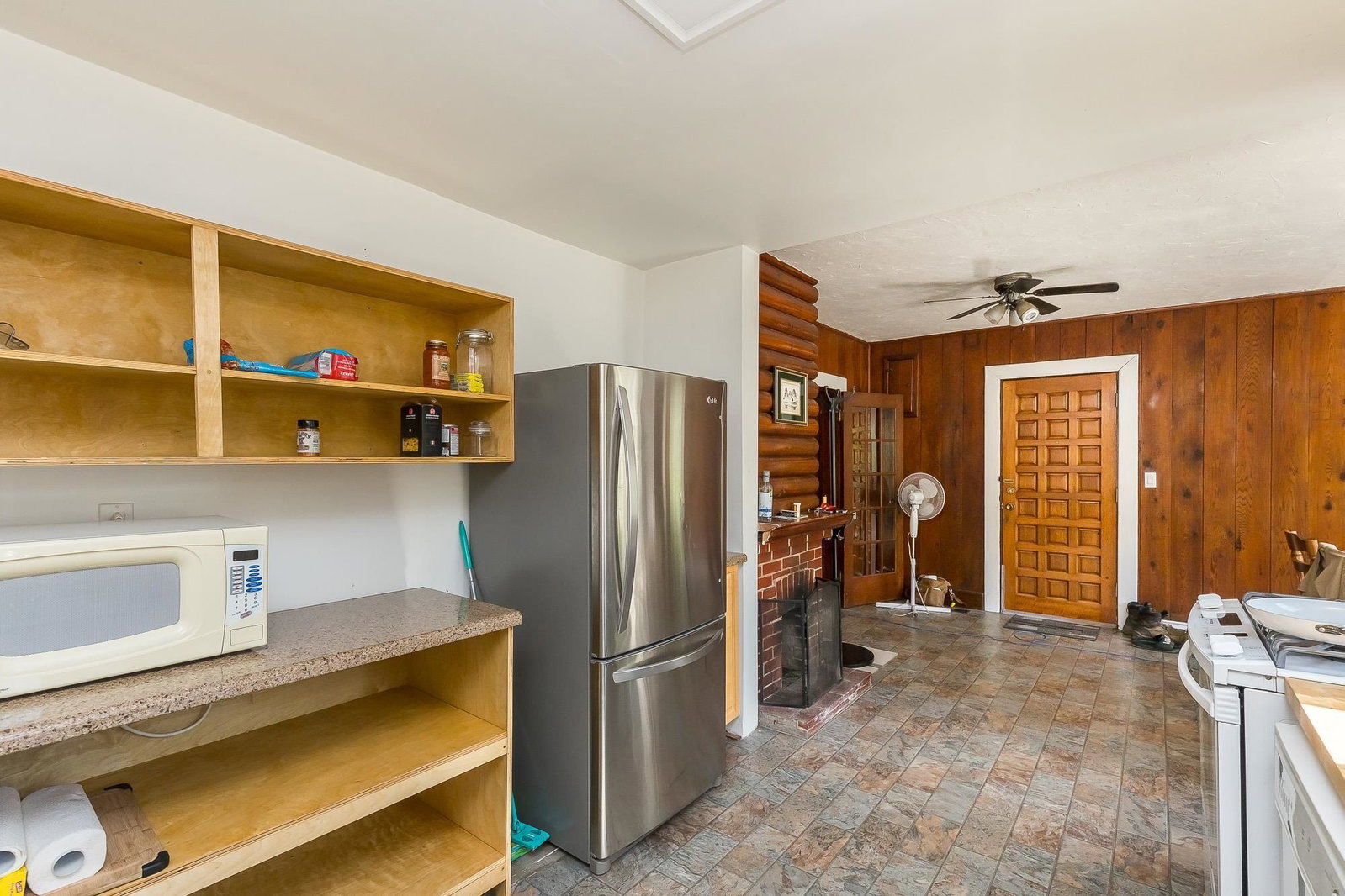Listing Image 6