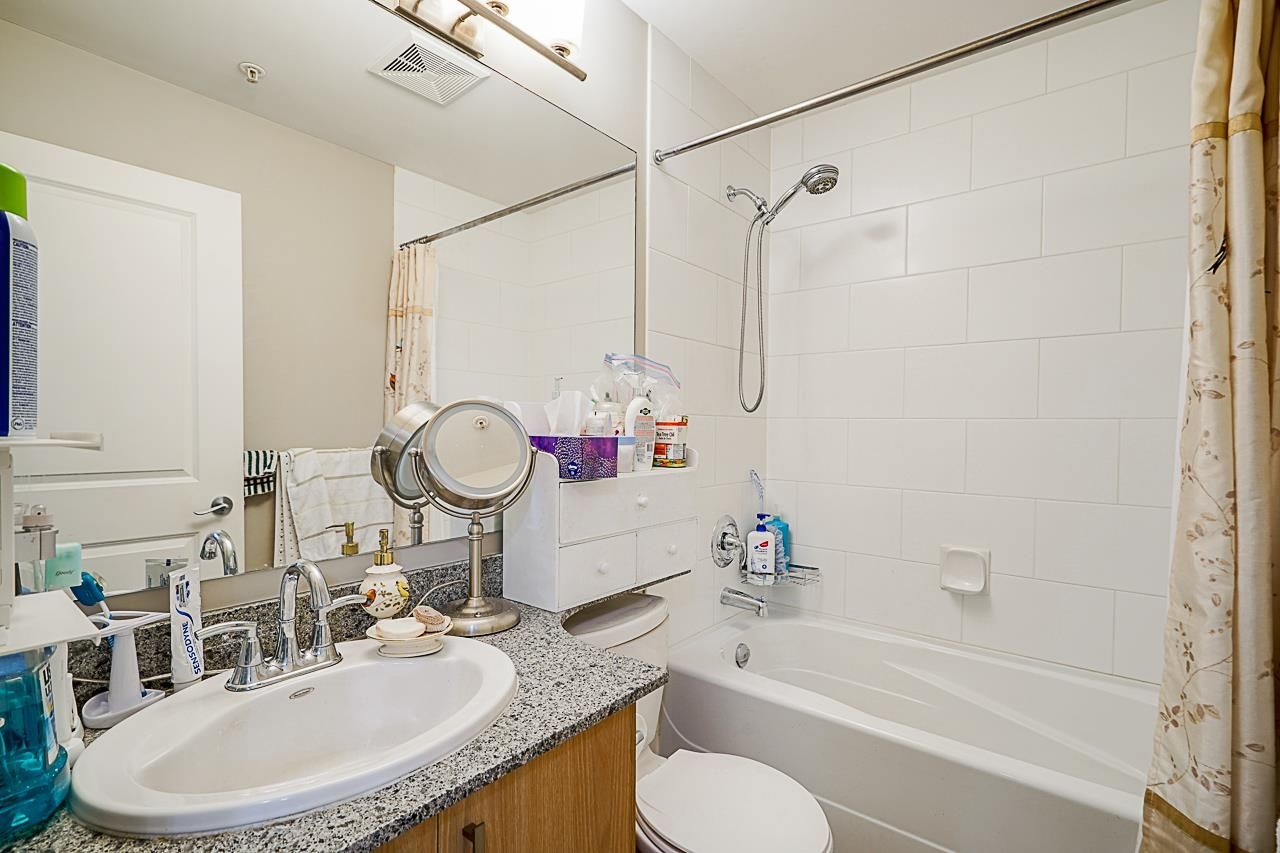 Listing Image 15