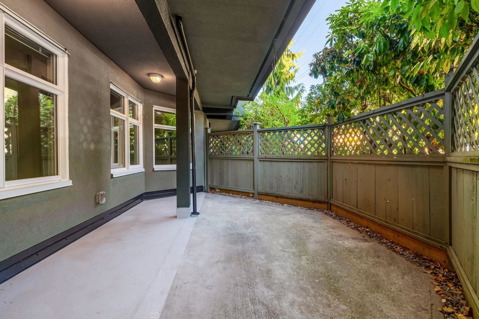 Listing Image 25