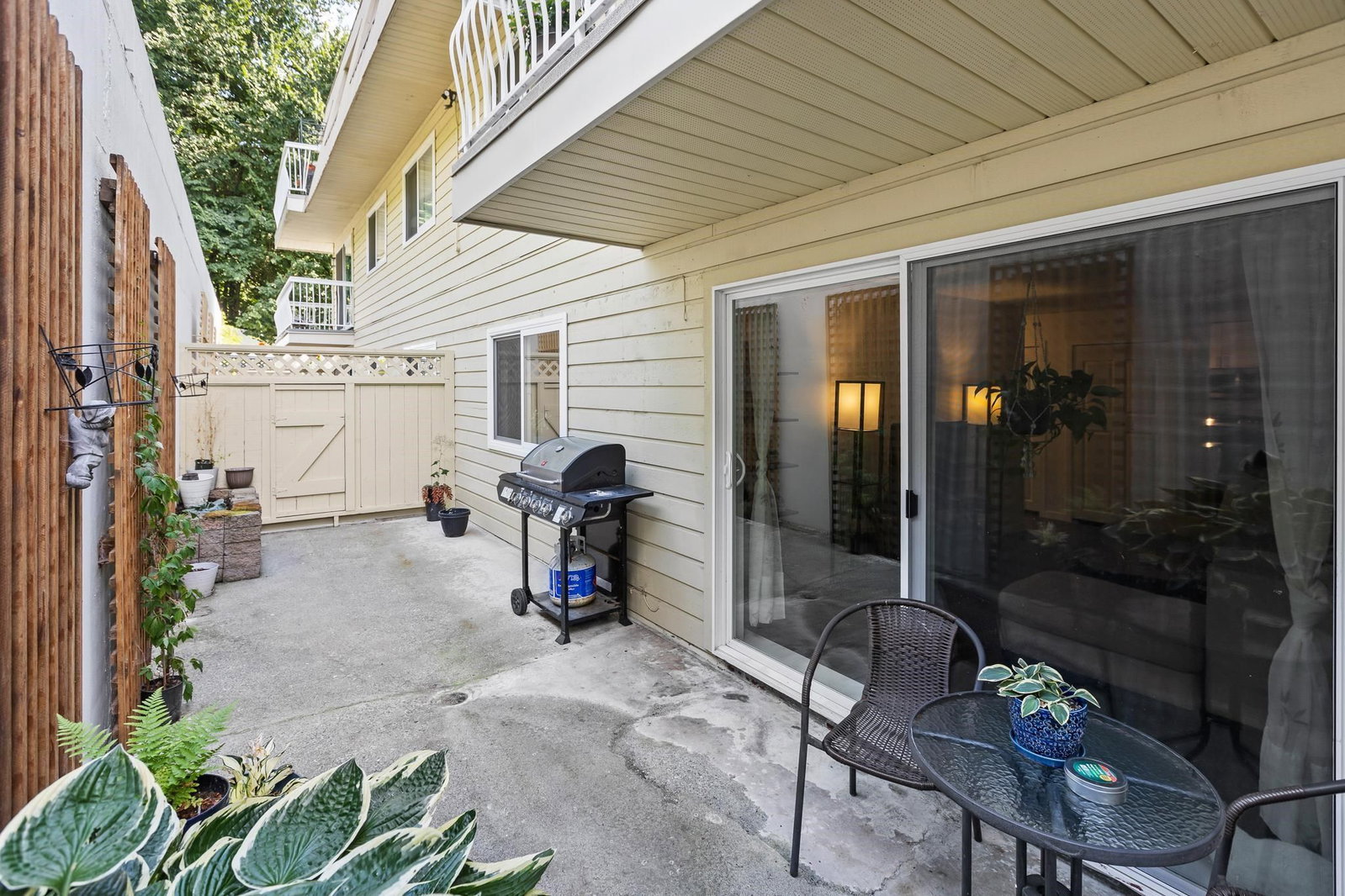 Listing Image 17