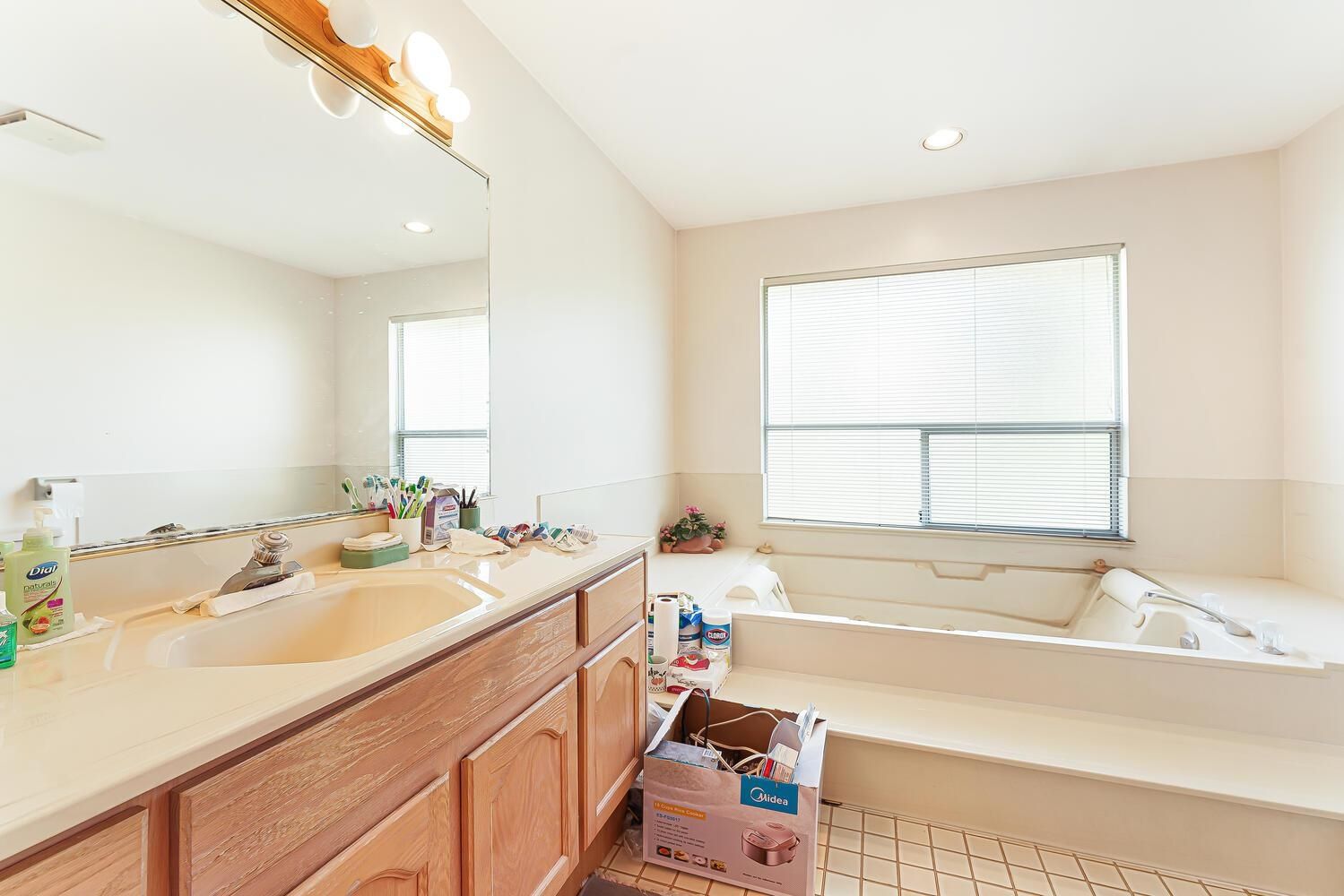Listing Image 14