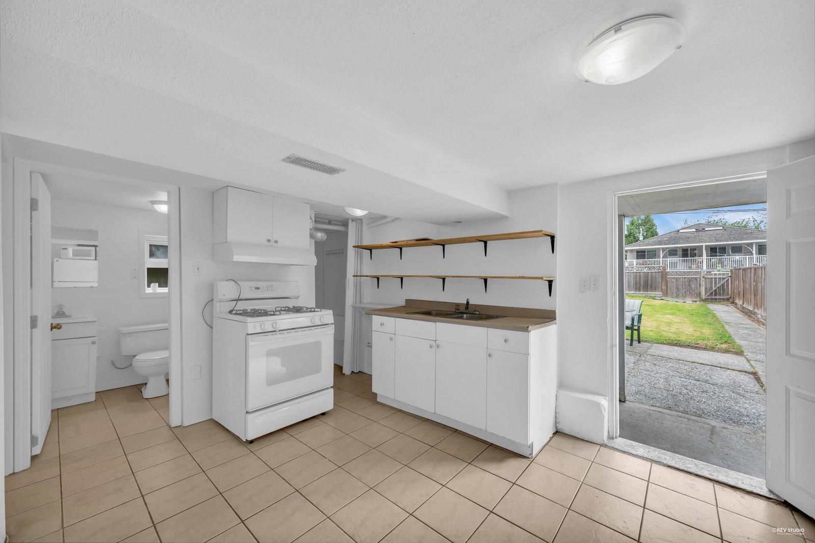 Listing Image 18
