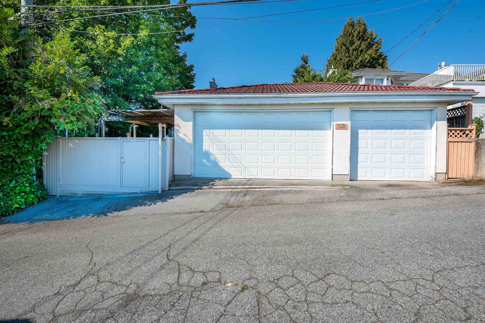 Listing Image 8