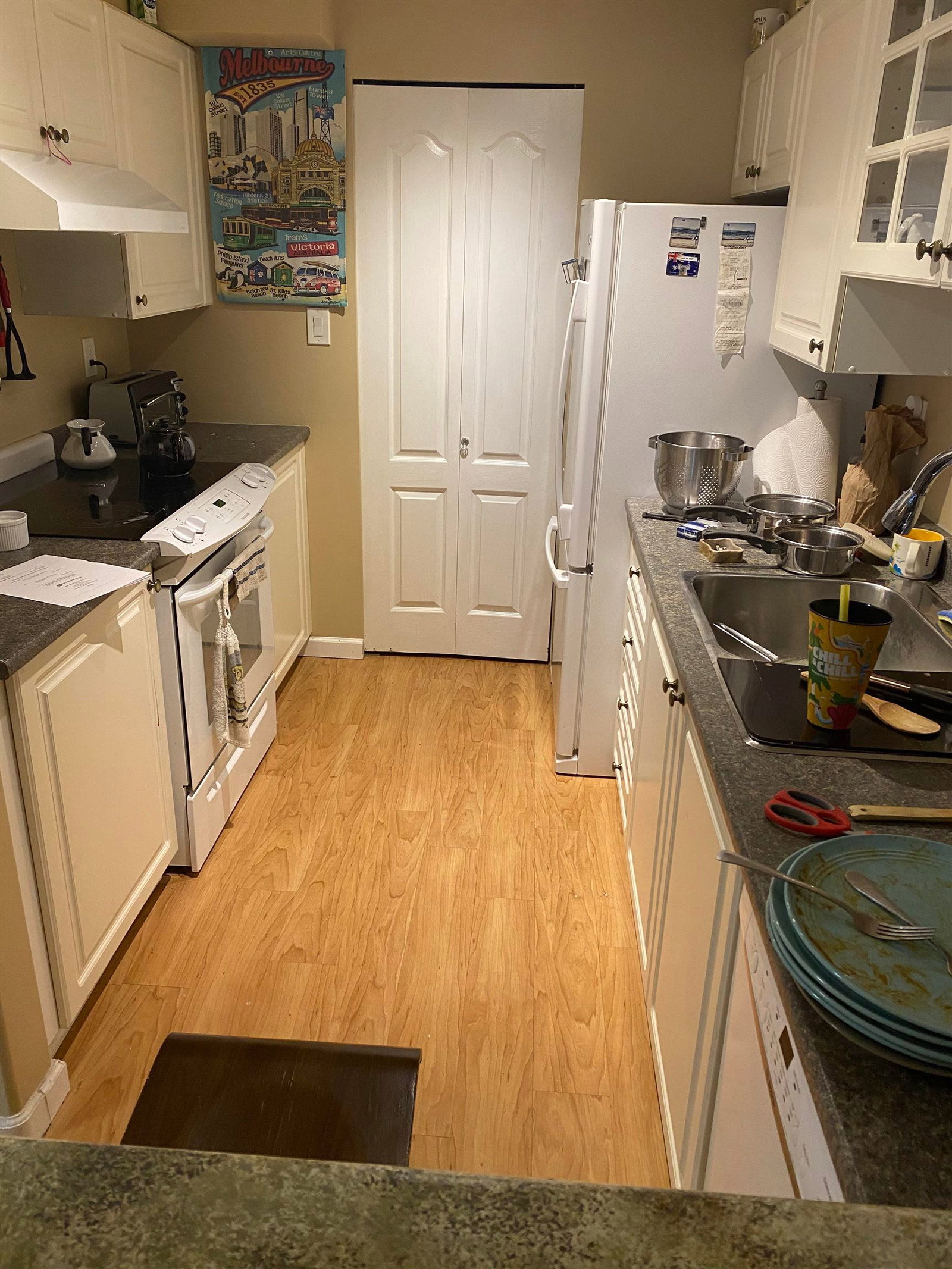 Listing Image 5
