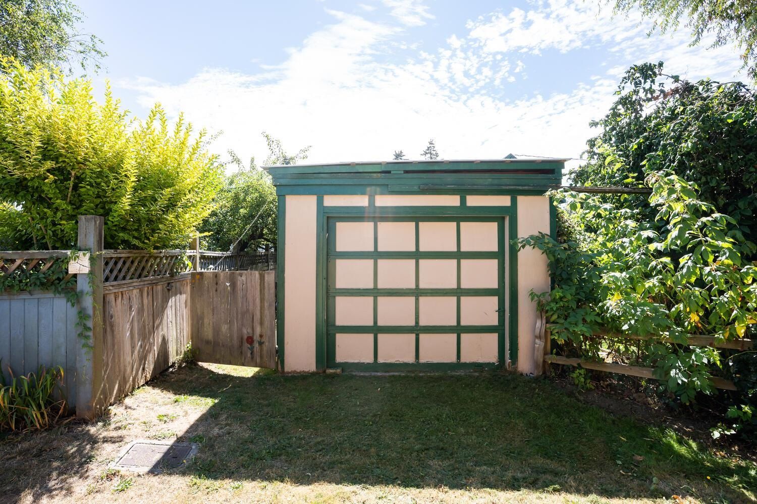 Listing Image 24