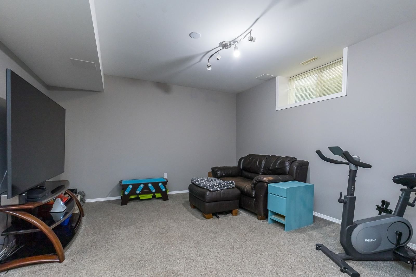 Listing Image 27