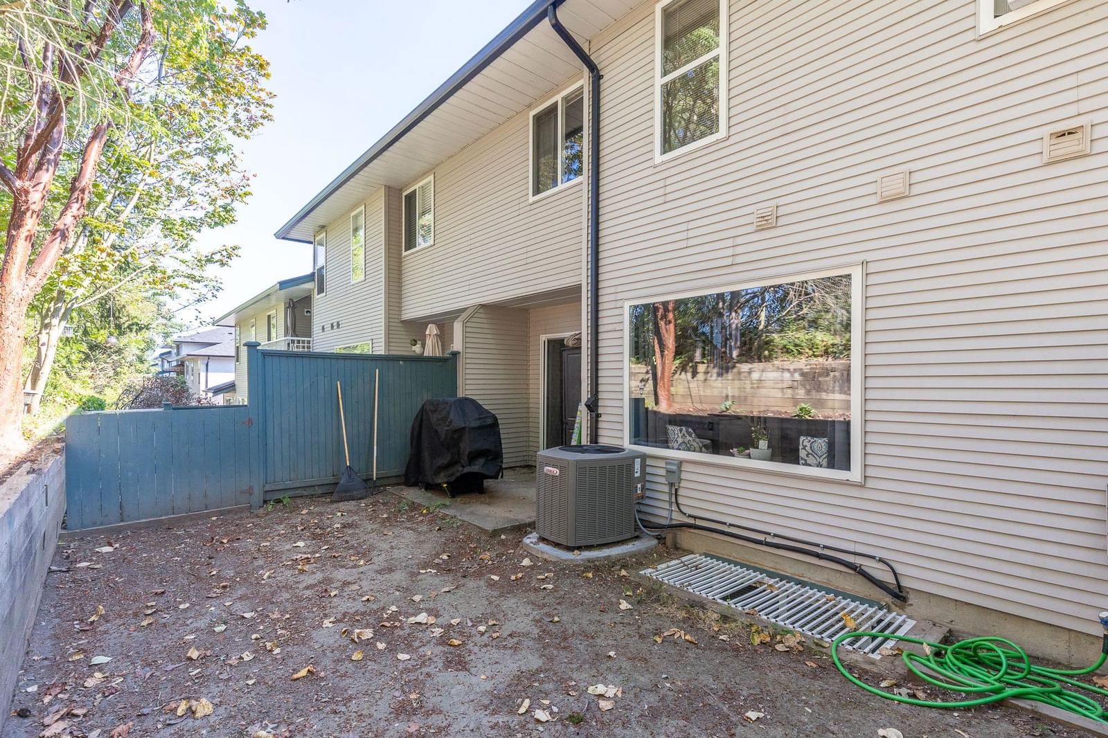 Listing Image 33