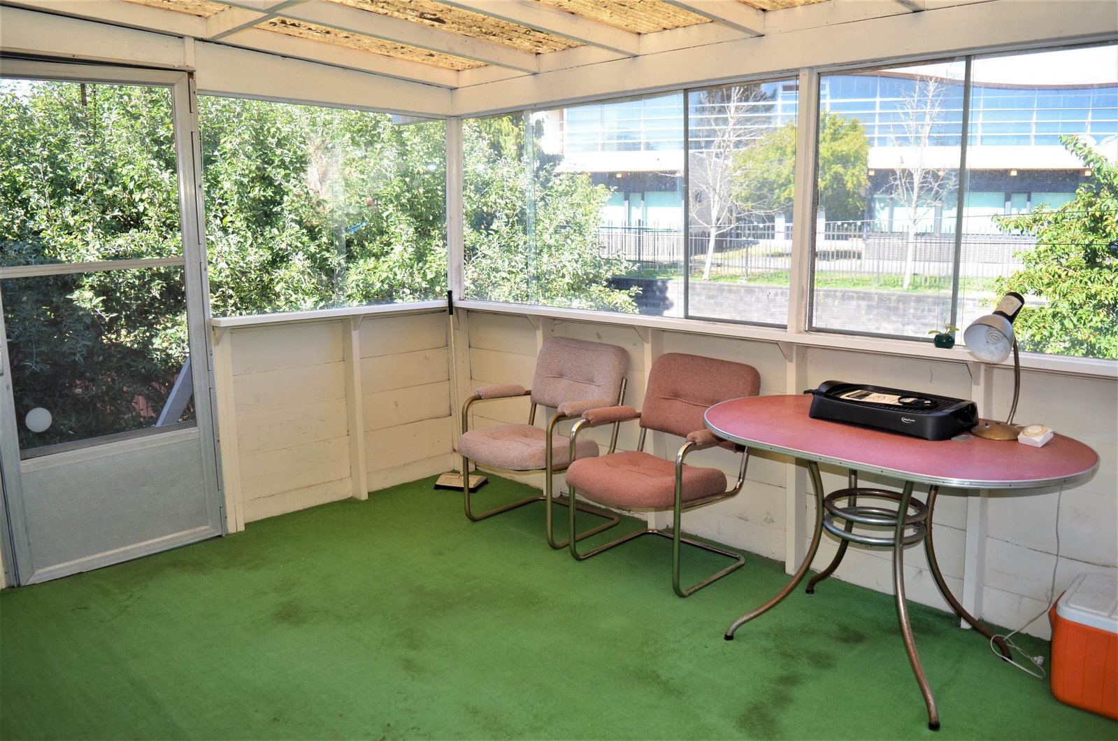 Listing Image 10