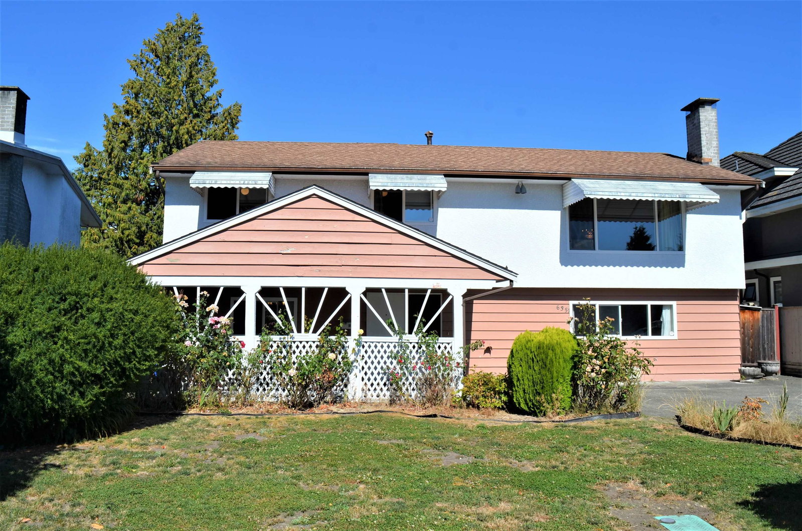 Listing photo 2