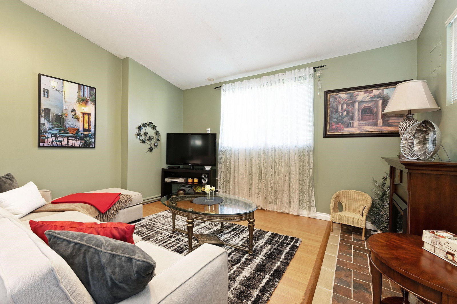 Listing Image 21