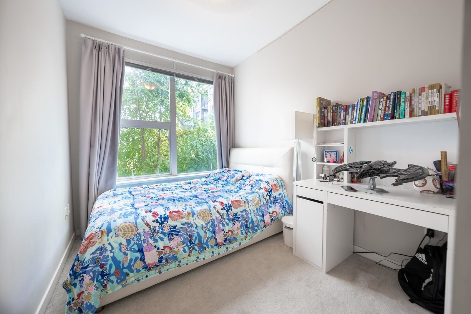 Listing Image 11