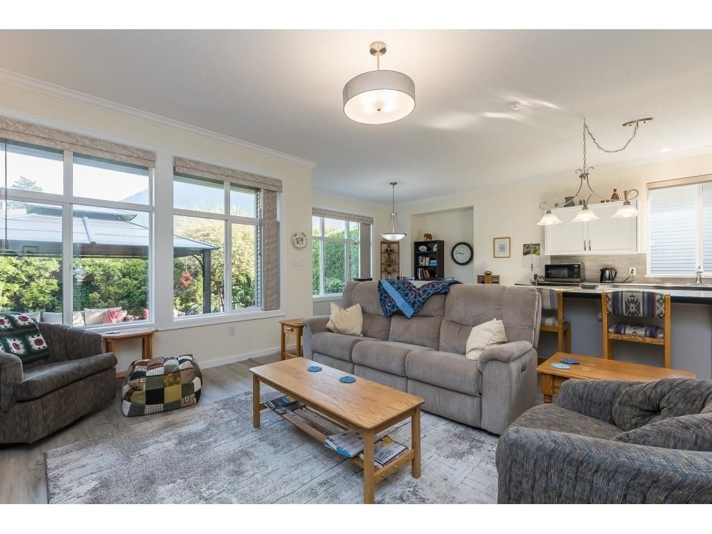 Listing Image 17