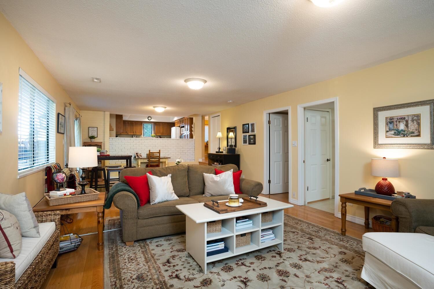 Listing Image 14