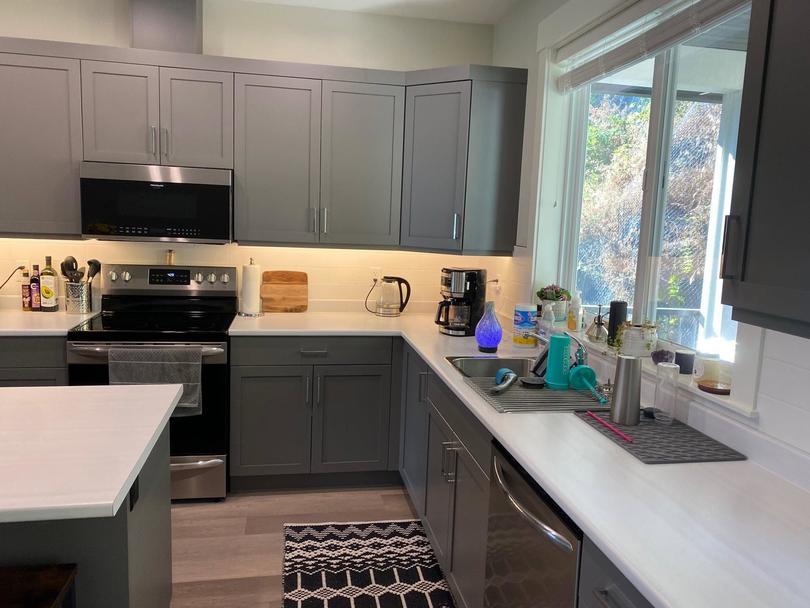 Listing Image 10