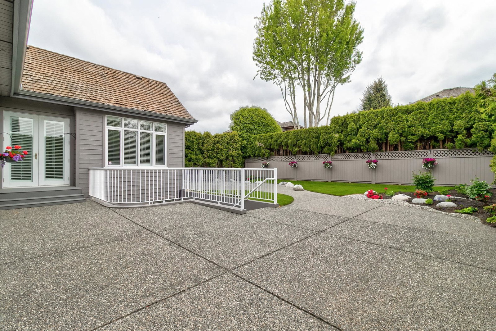 Listing Image 17