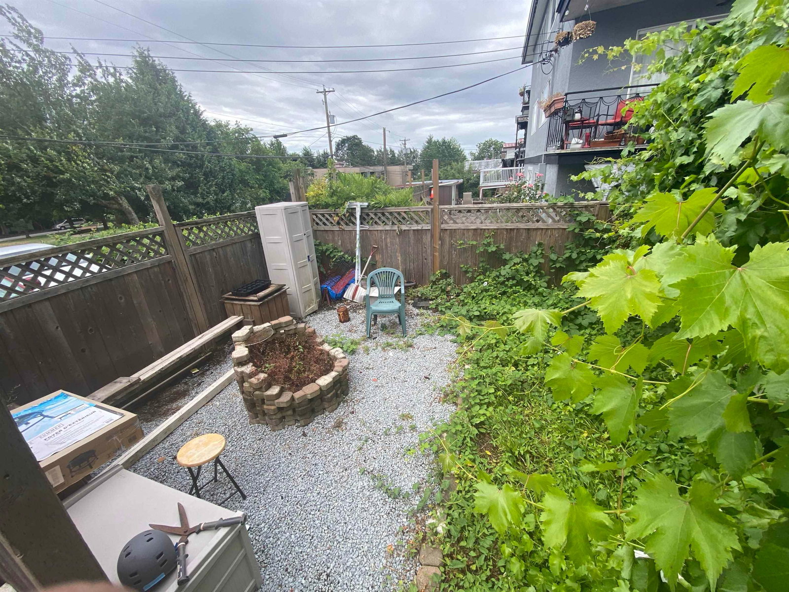 Listing Image 9