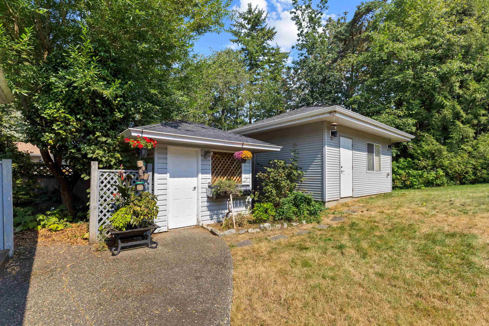 Listing Image 32