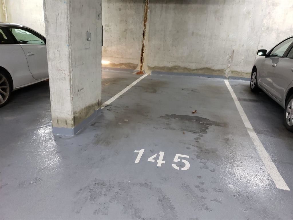 Listing Image 30