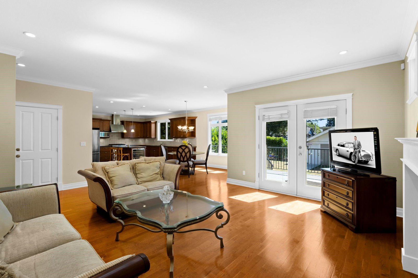 Listing Image 13