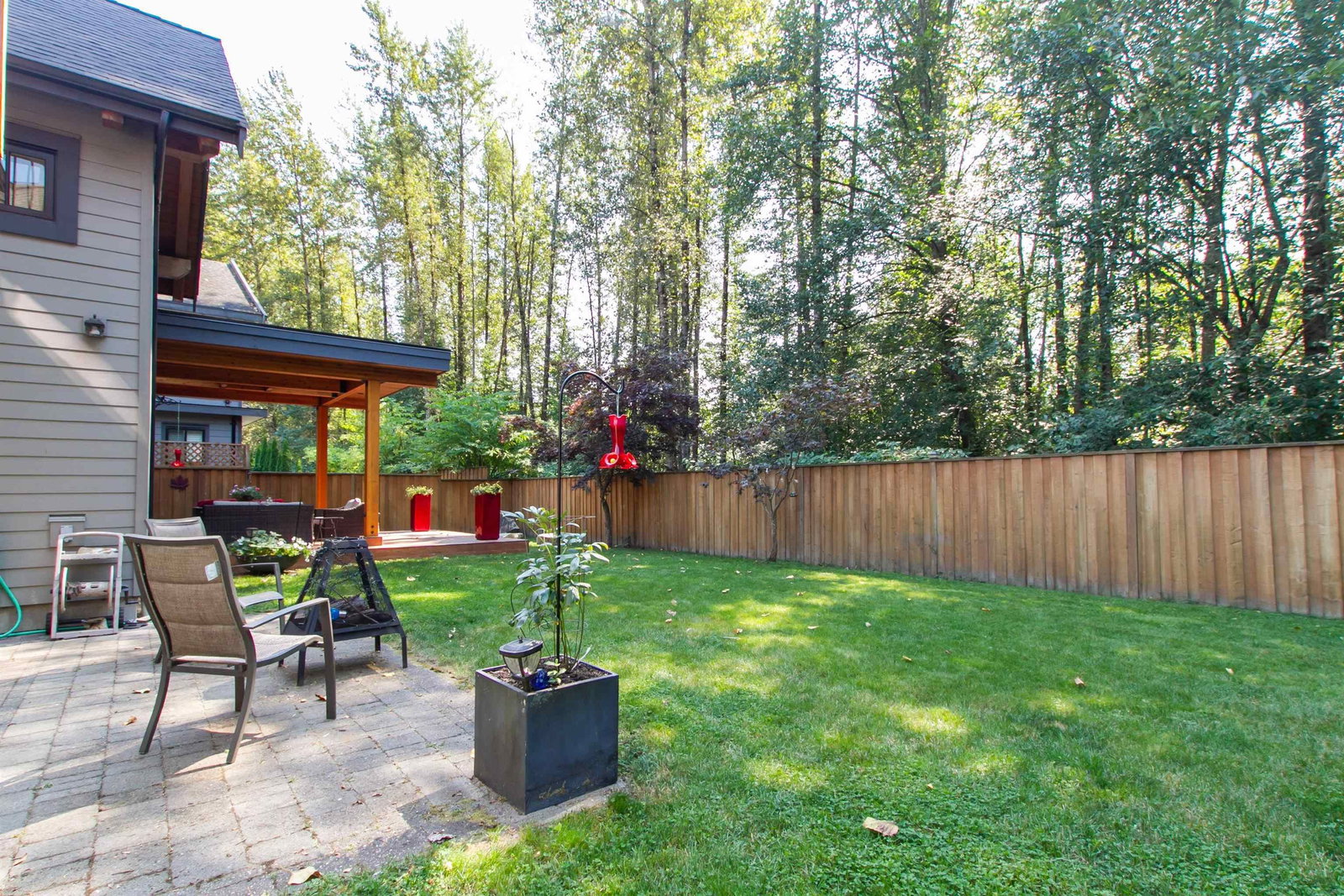 Listing Image 6