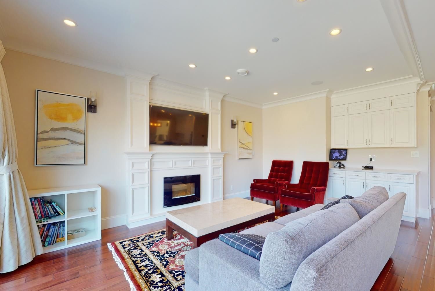 Listing Image 13