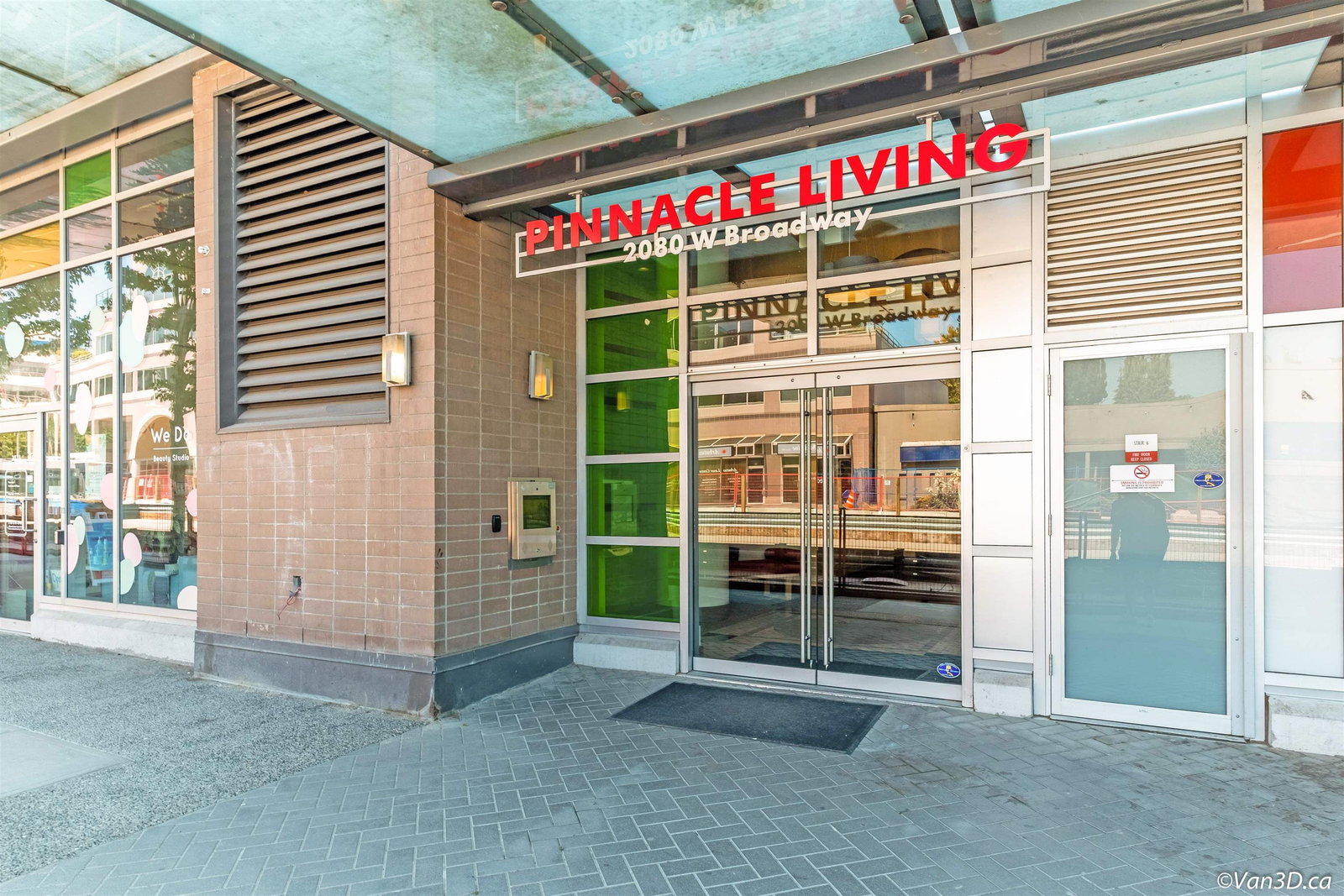 Listing Image 6