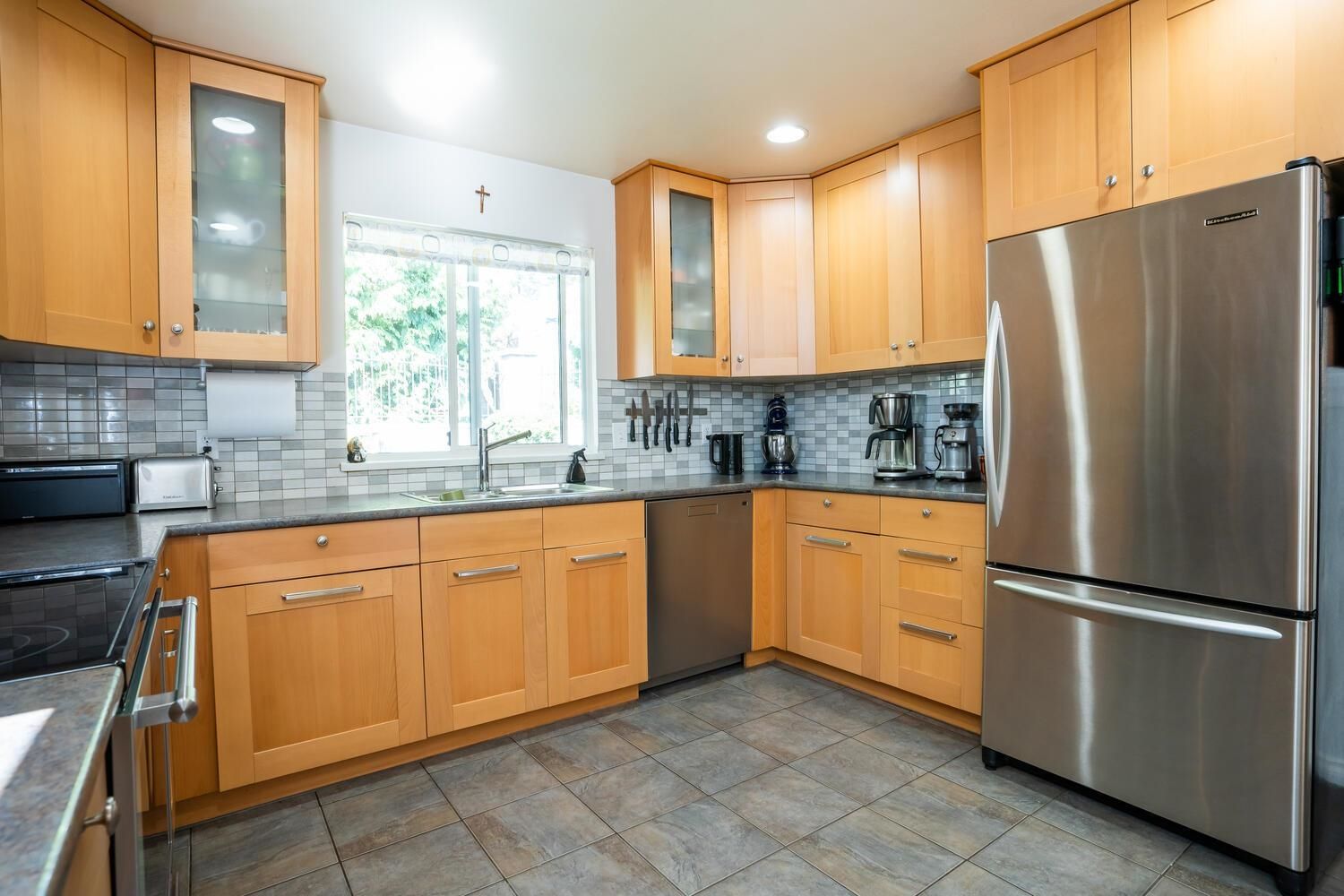 Listing Image 8